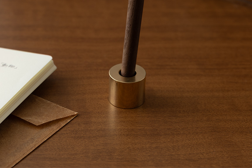PICUS BRASS PEN STAND 01 ブラスペンスタンド
